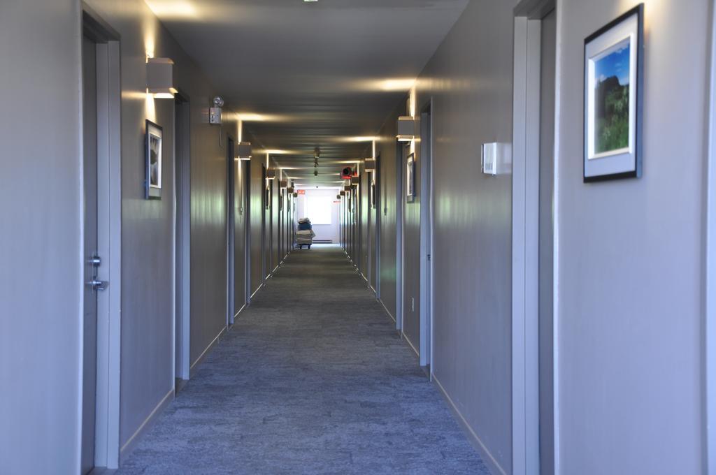 Motel Le Transit มองต์-แซ็งต์-อิแลร์ ภายนอก รูปภาพ